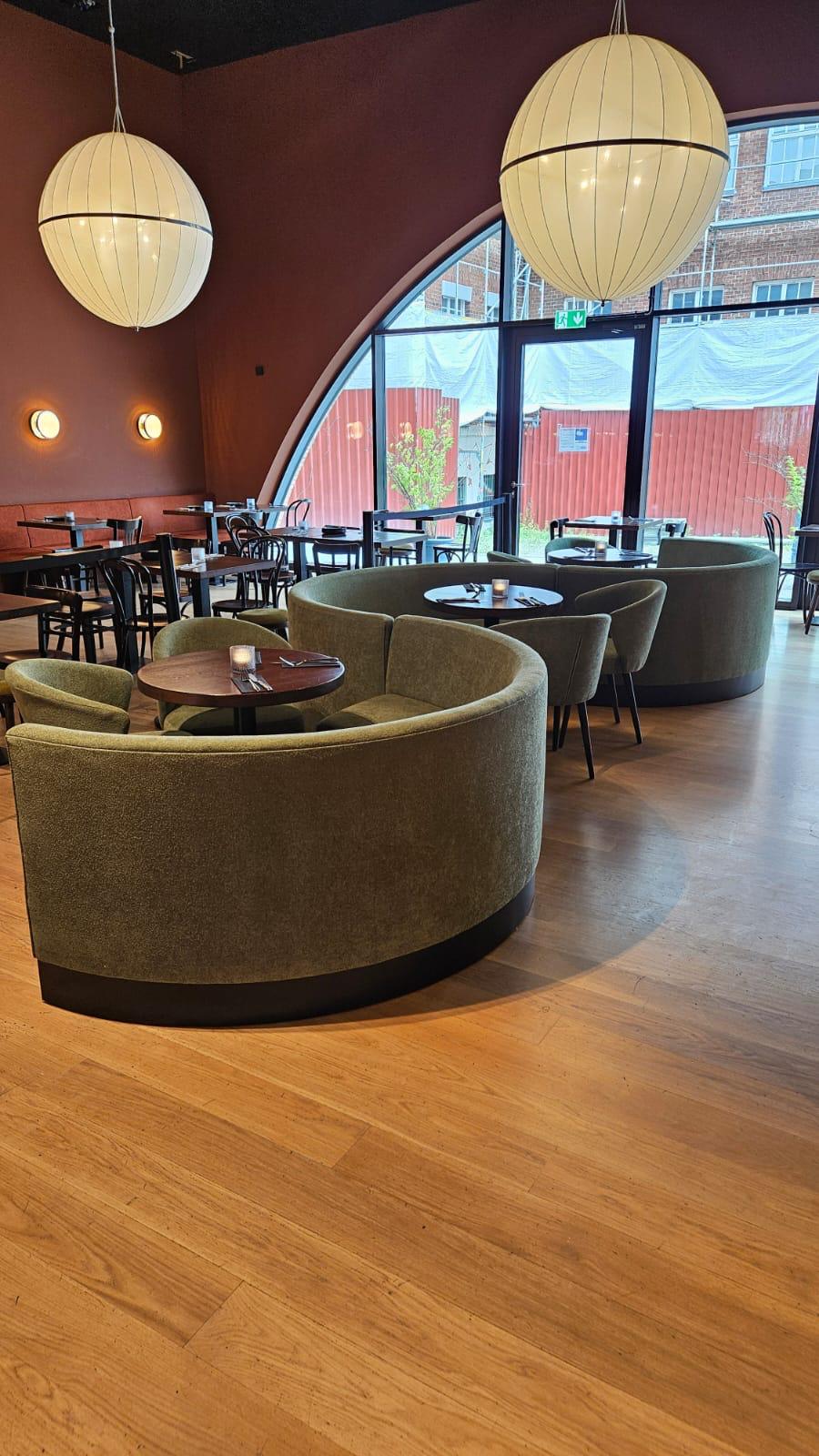 Bespoke C Shape Banquette Bench Seating - Image 4