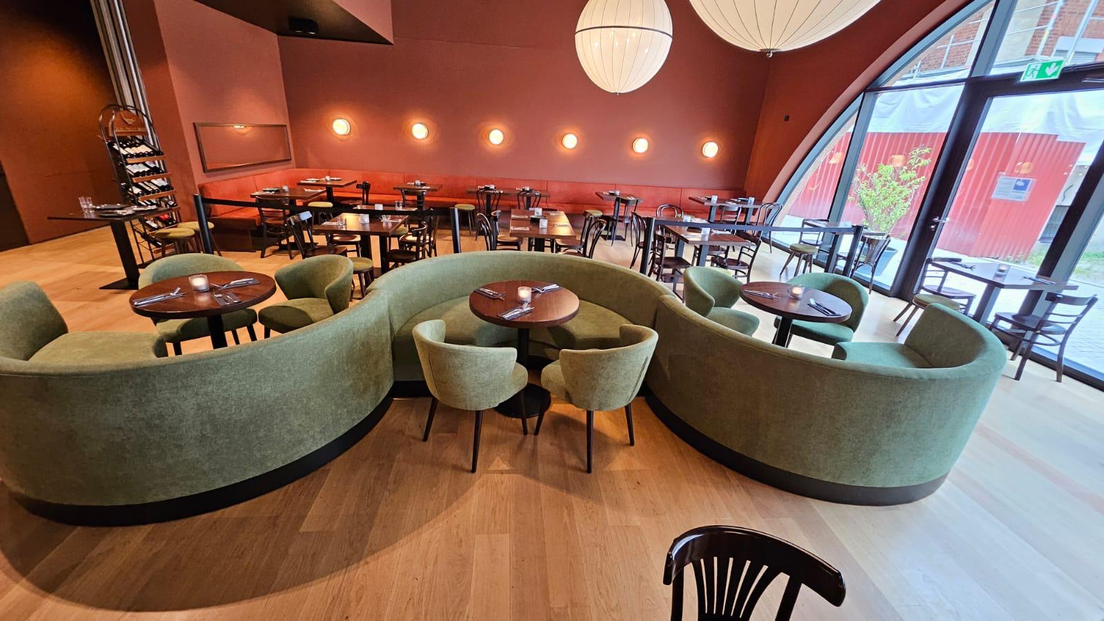 Bespoke C Shape Banquette Bench Seating - Image 5