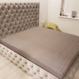 Bed frame Chesterfield Royal with storage