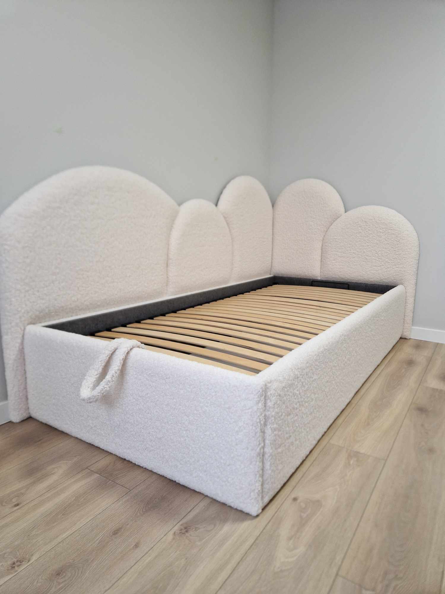 Corner Bed frame CLOUD with storage - Image 2