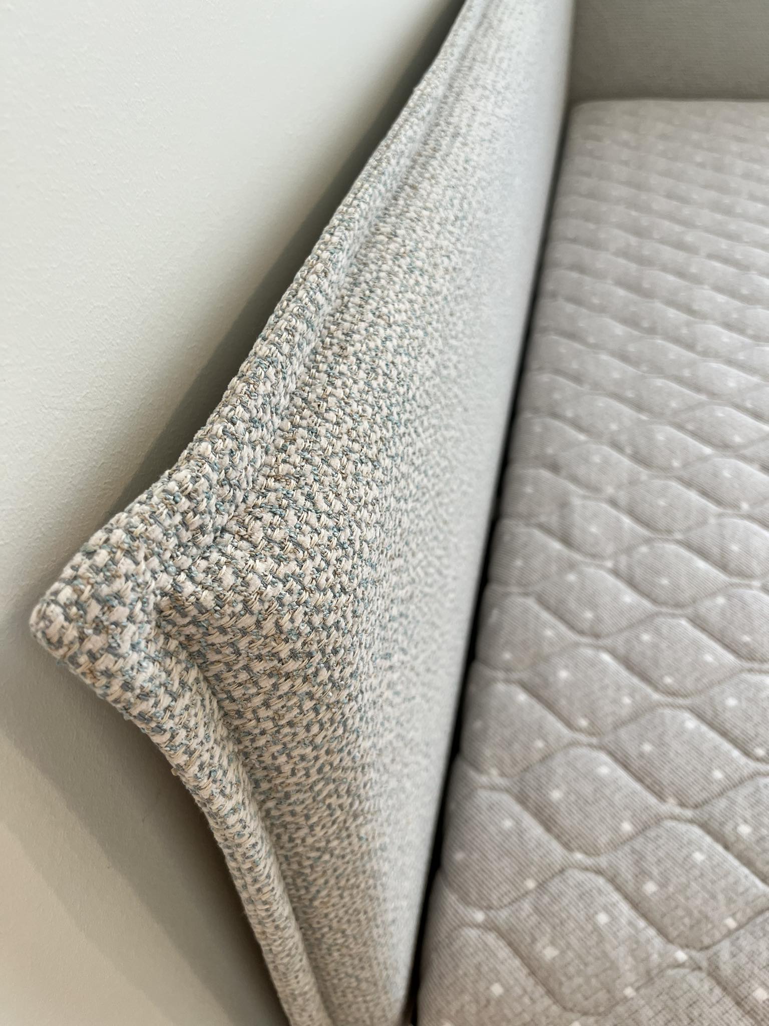 Corner Bed frame MODERN with storage - Image 3