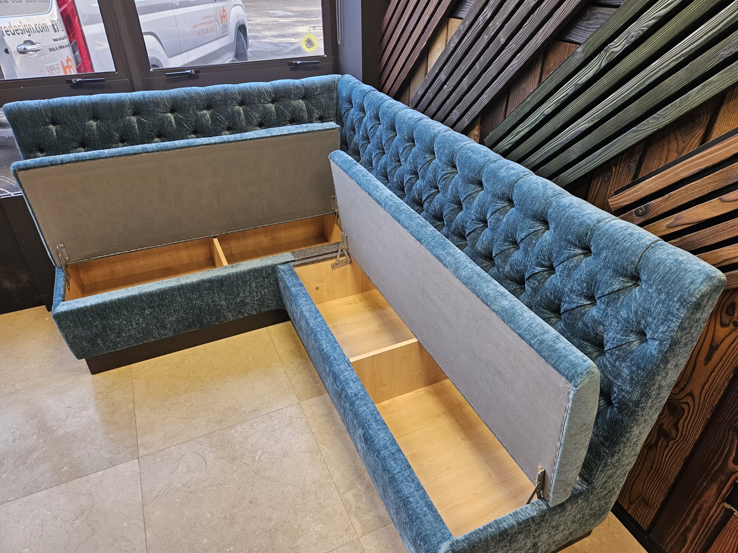 !SALE! Chesterfield Style L-shaped Banquette Seating 200 cm x 150 cm - Image 4