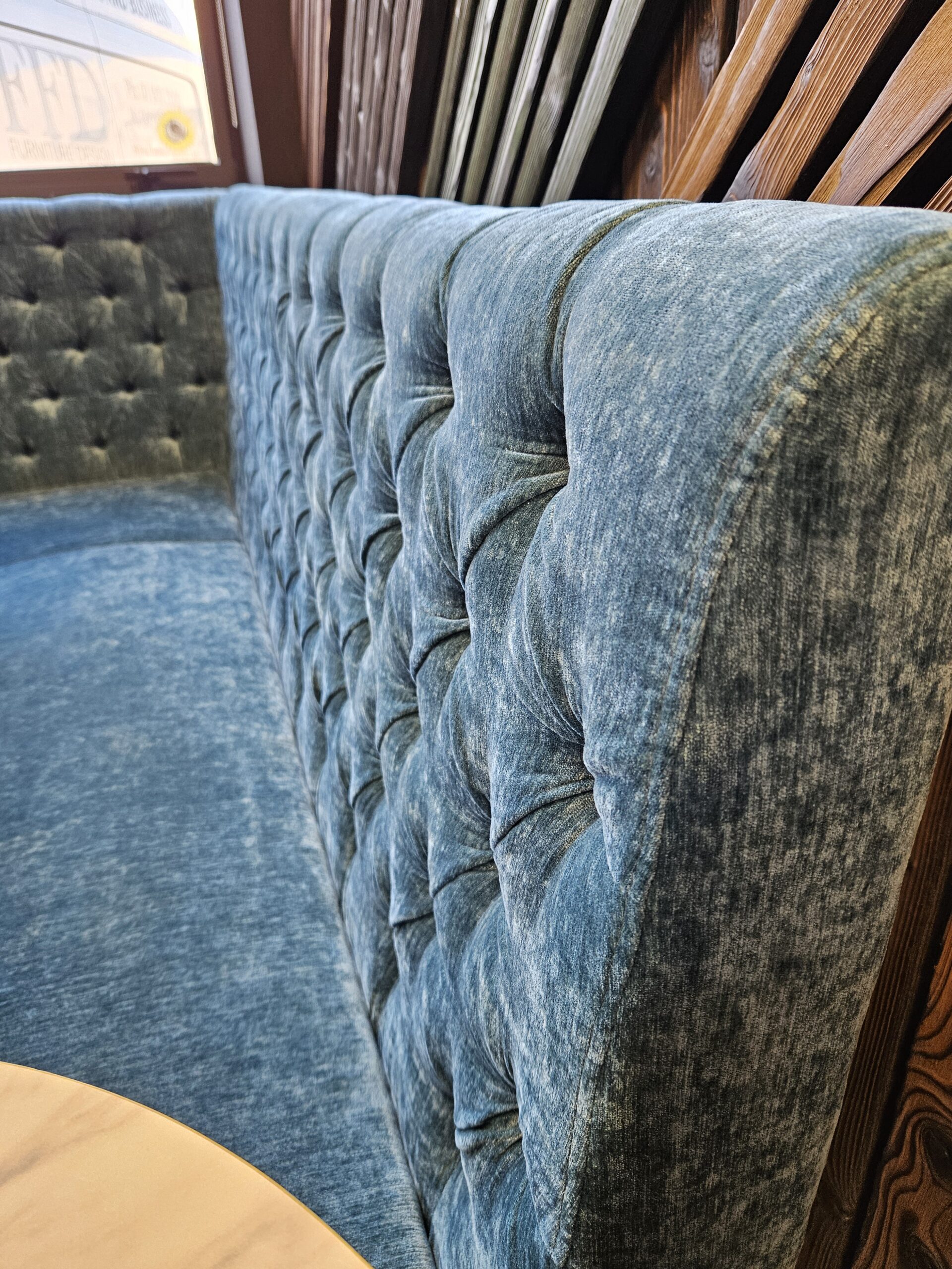 !SALE! Chesterfield Style L-shaped Banquette Seating 200 cm x 150 cm - Image 12
