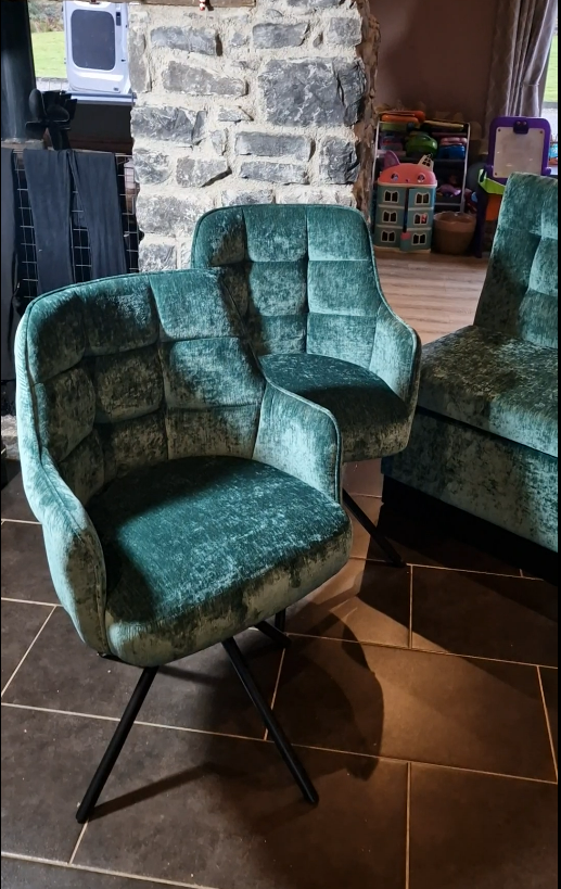 Bespoke Dining Set - Banquette Seating with storage 180 cm and 4 Chairs - Image 13
