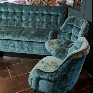 Bespoke Dining Set – Banquette Seating with storage 180 cm and 4 Chairs