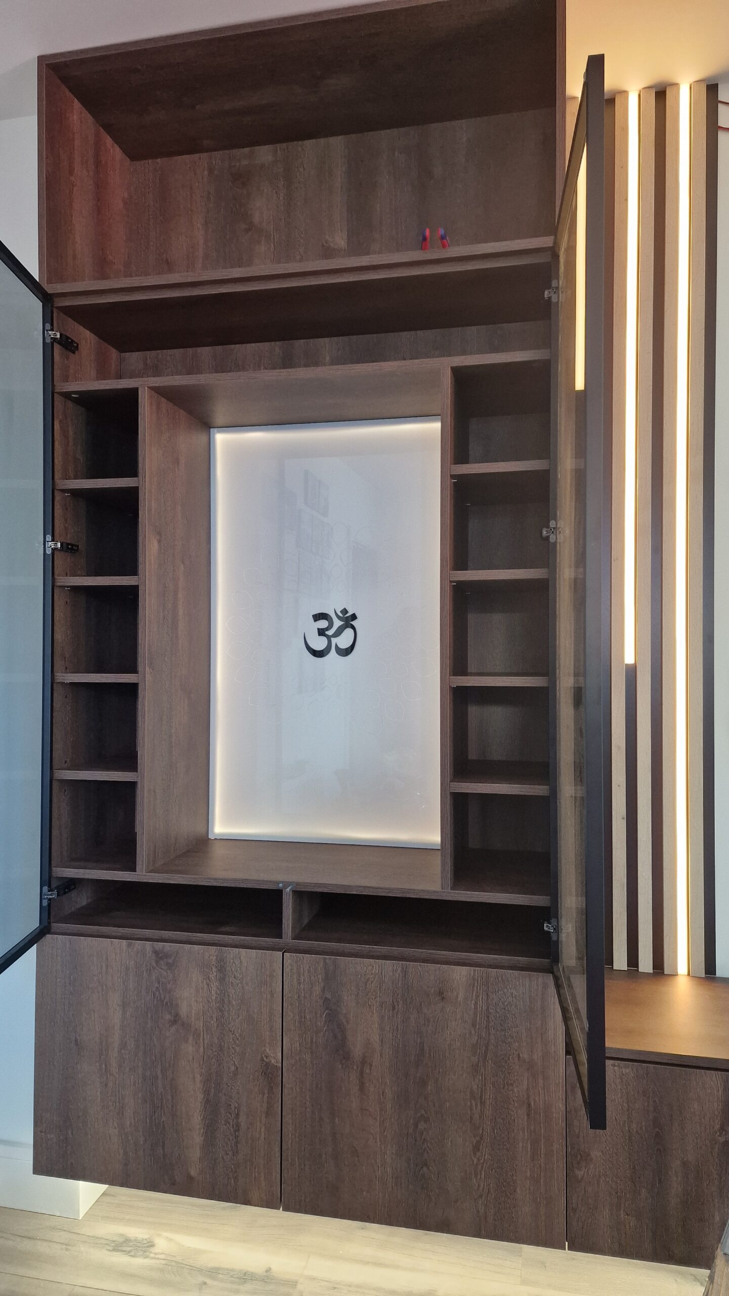 Bespoke Feature Wall – Merging Modern Design with a Touch of Tradition - Image 2