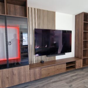Bespoke Feature Wall – Merging Modern Design with a Touch of Tradition