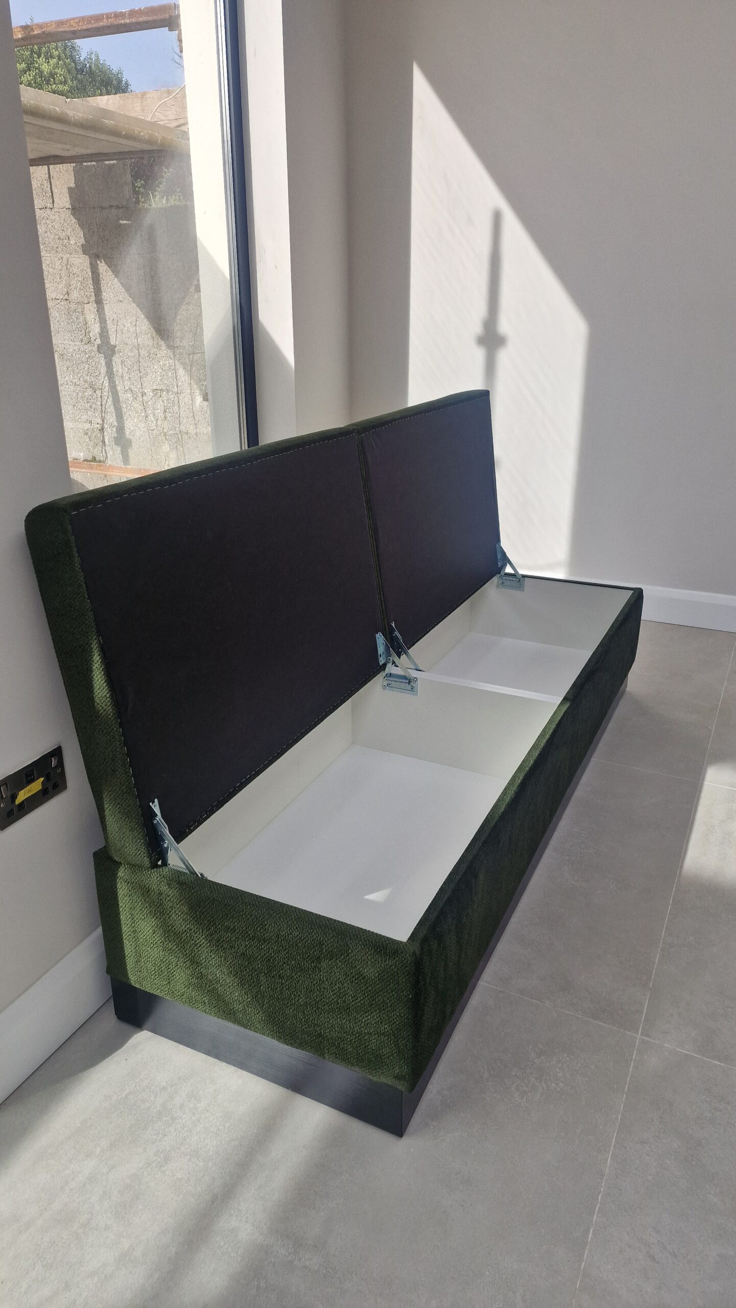 Bespoke Channel Style L-shaped Banquette Seating with Window Bay and Storage, 200 x 350 cm - Image 7