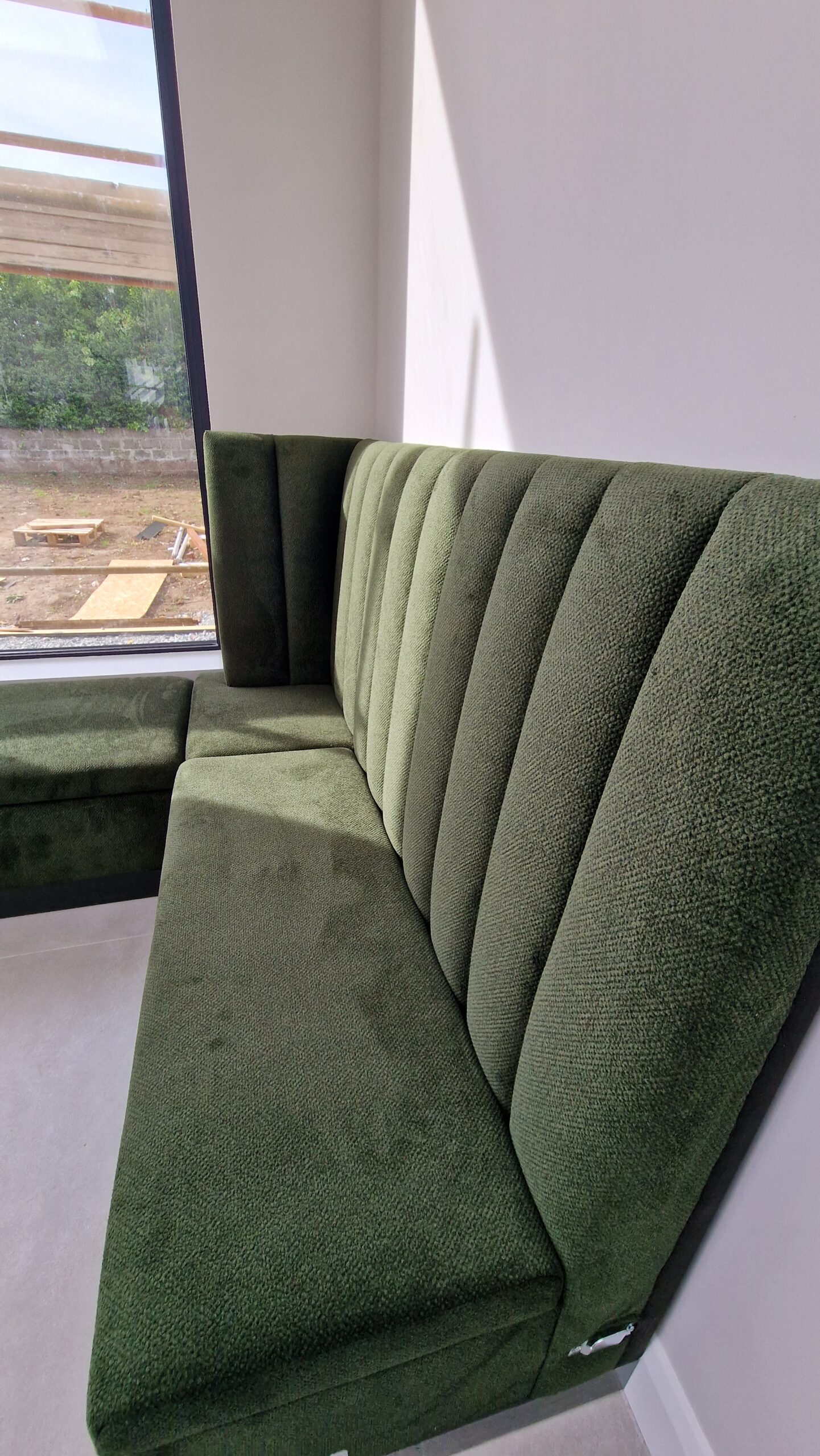 Bespoke Channel Style L-shaped Banquette Seating with Window Bay and Storage, 200 x 350 cm - Image 4