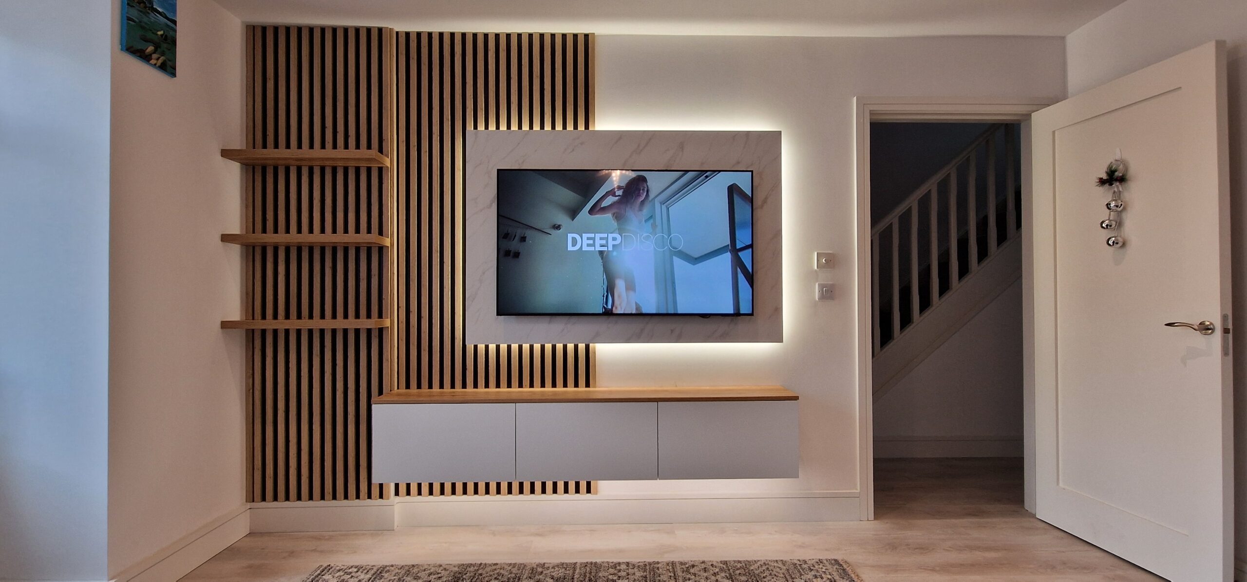 Bespoke Feature Wall – Modern Slatted Design White